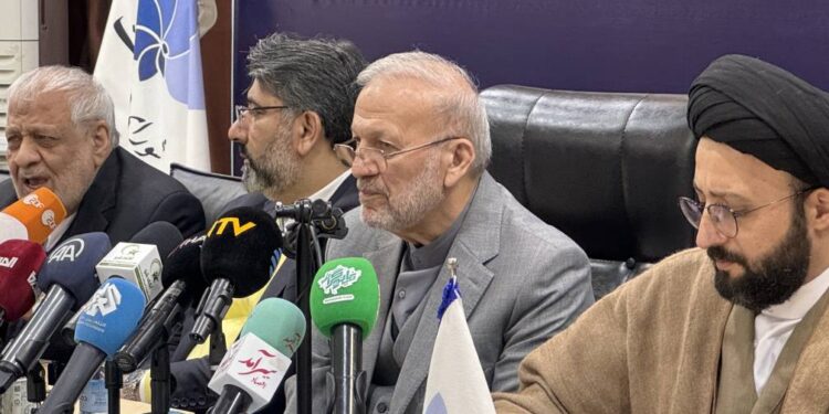 نشست خبری شورای وحدت با حضور خبرنگاران داخلی و خارجی