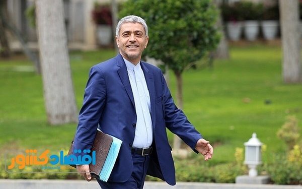 فرمانده اقتصادی ستاد پزشکیان کیست؟ / علی‌طیب‌نیا چگونه تورم را تک‌رقمی کرد؟